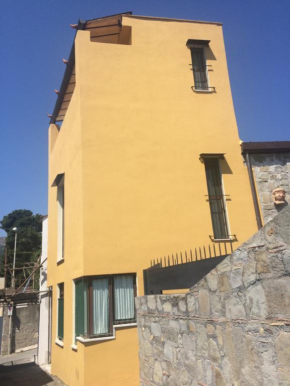 فيلا Torre Dei Pirati يتوجاني المظهر الخارجي الصورة